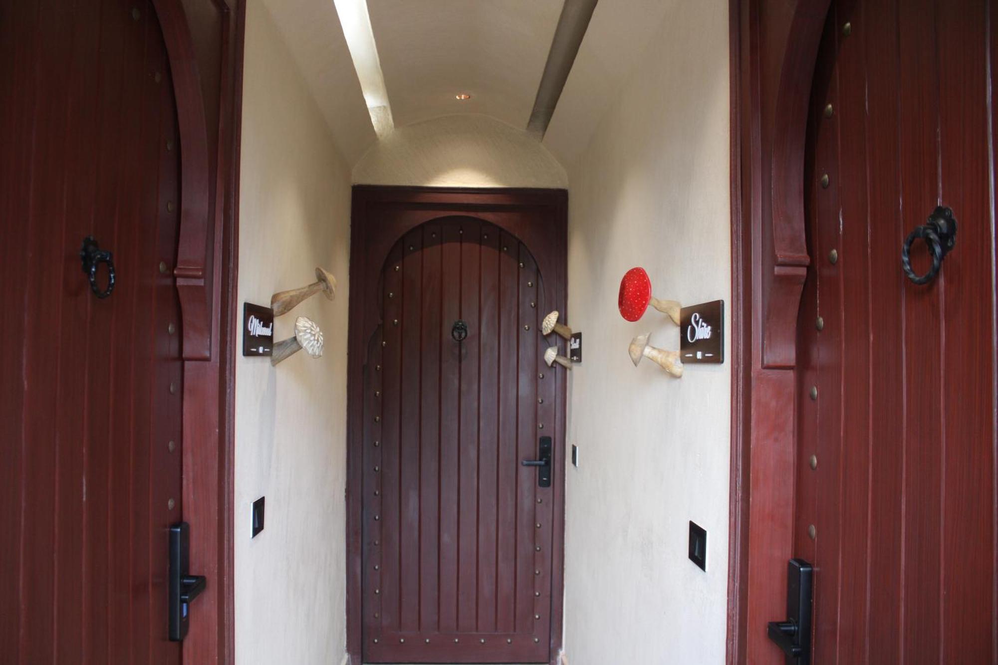 Himalayan Hobbit House Hotel Almora Buitenkant foto